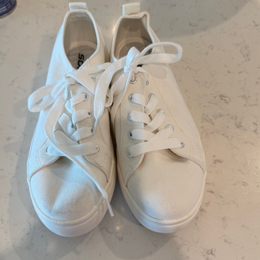 Soda White Women's Sneakers